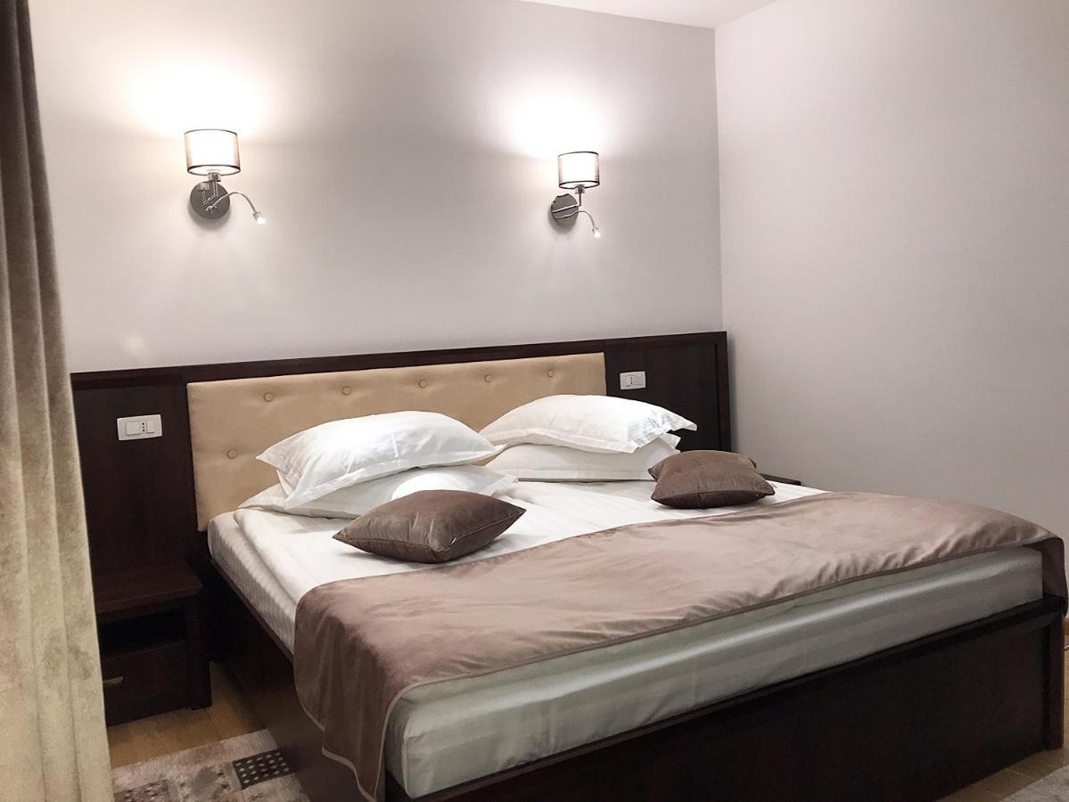 Casa Pino Hotel Braşov Eksteriør billede