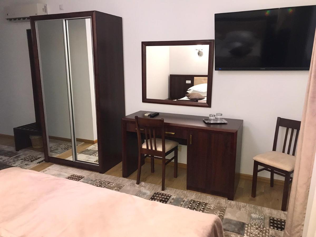 Casa Pino Hotel Braşov Eksteriør billede